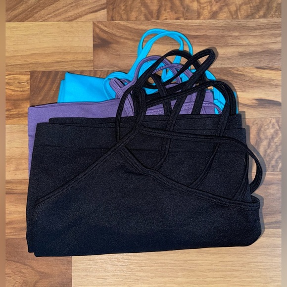 ZENANA OUTFITTERS BUNDLE OF 3 GORGEOUS TANK TOPS. SIZE 2X-3X. - Picture 4 of 10